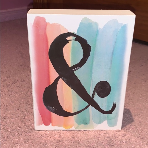 “&” decor - Picture 1 of 5